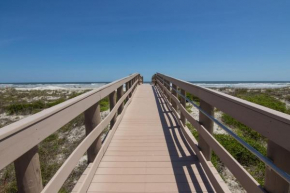 Ocean Gallery Condo, 3 minutes walk, Pool view